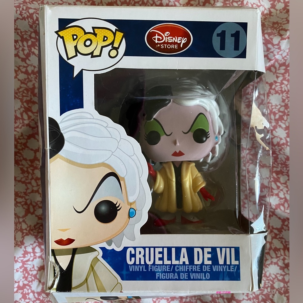 BNIB Authentic Funko Pop! Cruella De Vil Disney Store Vaulted Vinyl Figure #11